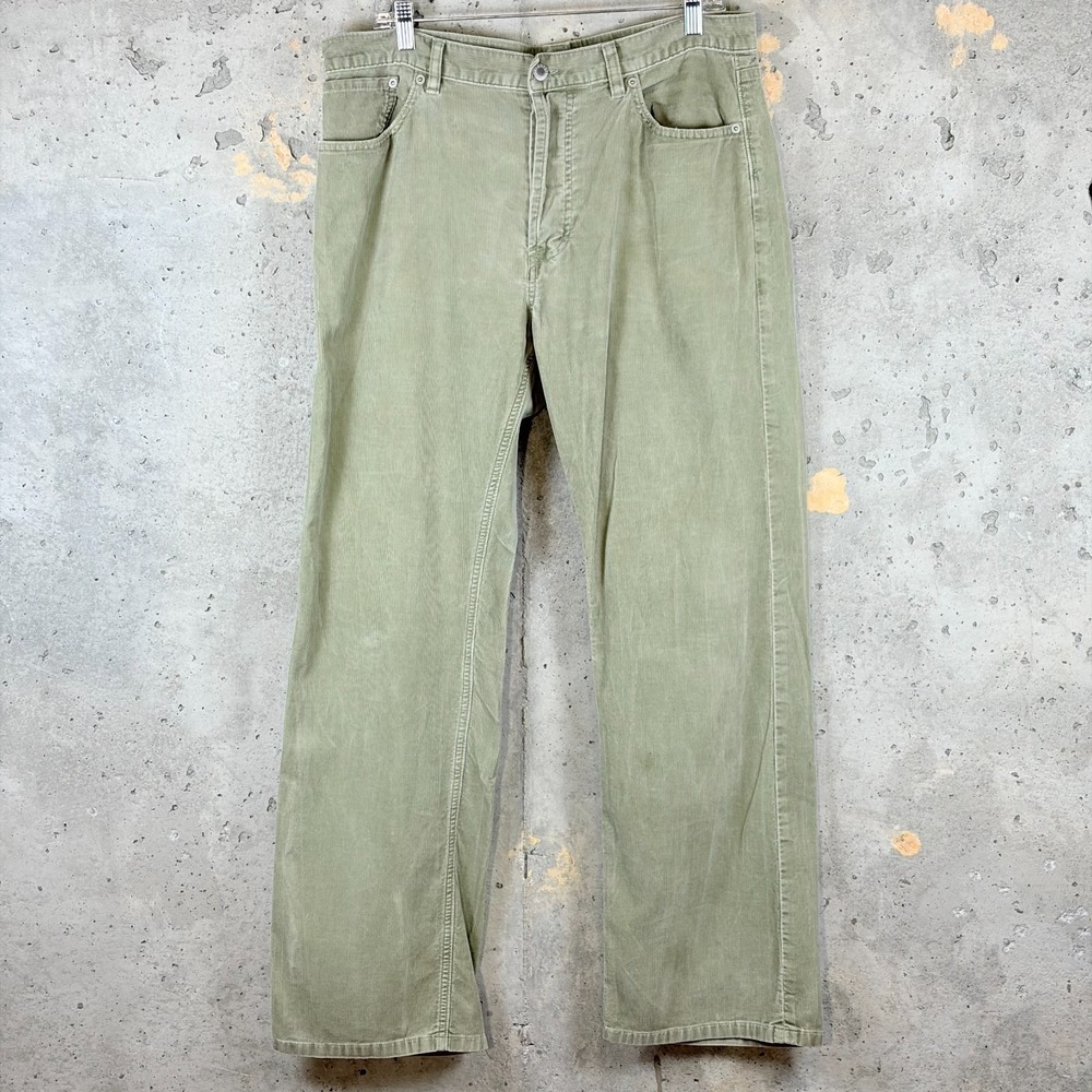 Banana Republic Mens 35x32 Sage Corduroy Straight Leg Jeans Button Fly 136489-01